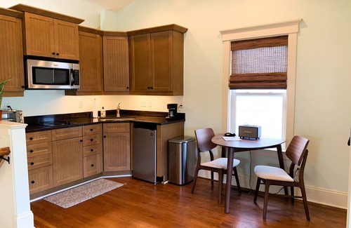 Wilmington Apartment | Great Studio Apartment - Walkable to Downtown!