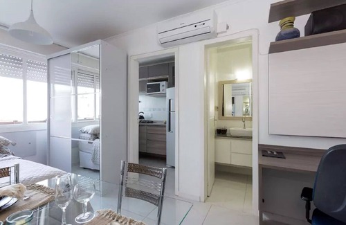 Cristo Redentor Apartment | Great studio, Bourbon Wallig Shopping Mall, Cristo Redentor and Conceição Hospitals. and