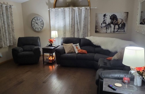 Colonial Pine Hills House | Great Sturgis Rally Rental Close to HWY 385 with Hot Tub