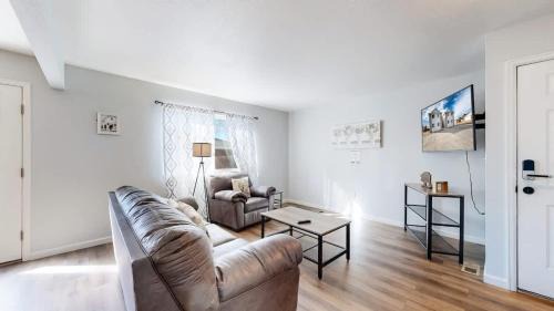 Brighton Apartment | Great two bedroom spot near airport