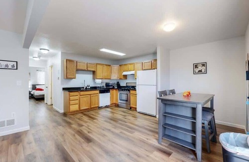Brighton Apartment | Great Two King Bedroom Spot Close to the Airport