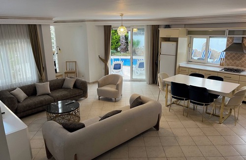 Antalya City Centre Villa | Great Vacation in Belek8