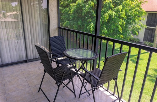 Trailer Estates Apartment | Great Vacation Starts Here! 2 Outdoor Pools and Hot Tub, Free Parking, BBQ Area