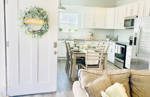 Sevierville House | Great Value-Safe Gated Community-Hot Tub-Pool-Clubhouse-Visit The Smokies!