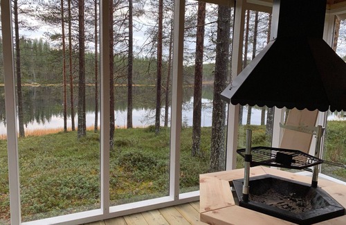 Syote House | Great view on the lake and near to Iso-Syöte ski resort