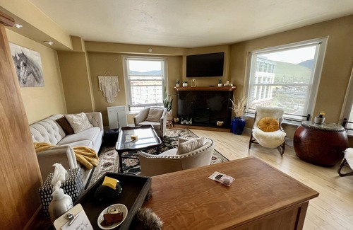 Heart of Missoula Condo | Great View! Wilma Building - Downtown Missoula