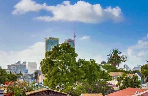 Grant Hill Apartment | Great Views | 2 Bedroom | Close to Everything!