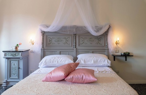 Agliano Terme Bed & Breakfast | Great villa in the heart of Piedmont