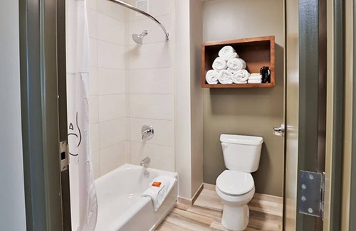 Grapevine Resort | Great Wolf Lodge Grapevine