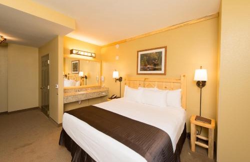 Anaheim Resort Resort | Great Wolf Lodge Southern California