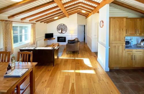Flaxton Resort | Great Wood Lodges