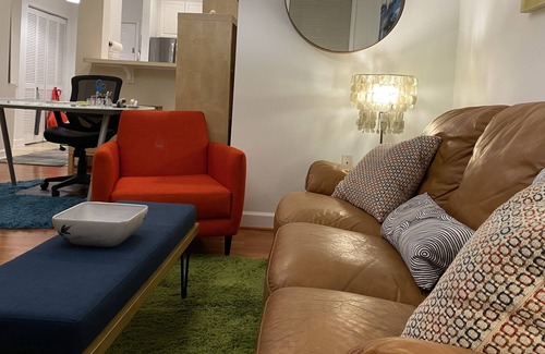 Court House Condo | Great work or play space. Centrally located, walk everywhere.