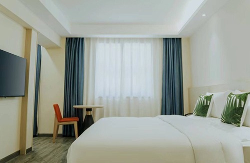 Guanshanhu District Hotel | Great Year Hotel