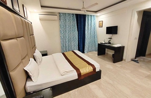 New Delhi Bed & Breakfast | Greater KailashnKailash ColonynNehru Place nShroff Eye Clinic