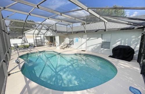 Greater Groves House | Greatest Grove home