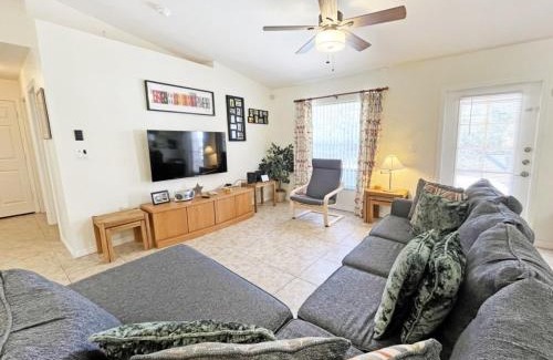Greater Groves House | Greatest Grove home