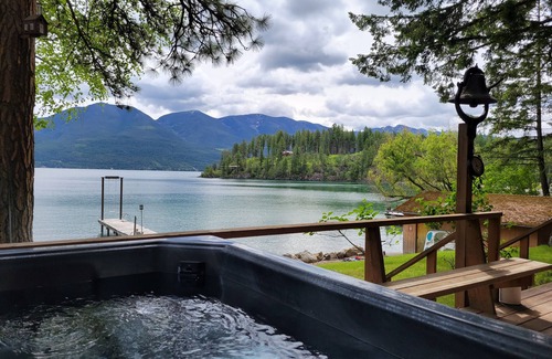 Finley Point House | Greatest spot on the lake