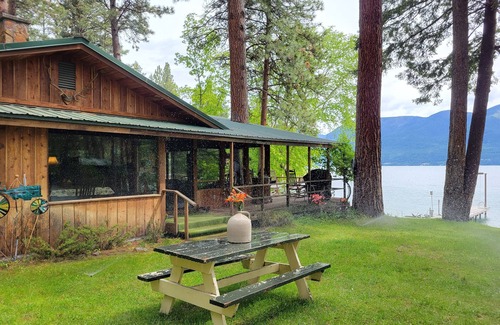 Finley Point House | Greatest spot on the lake