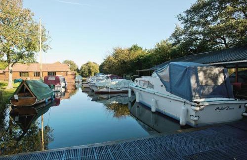 Smallburgh House | Grebe Cottage