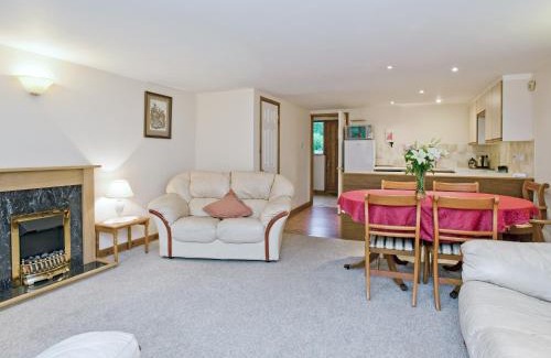 Smallburgh House | Grebe Cottage