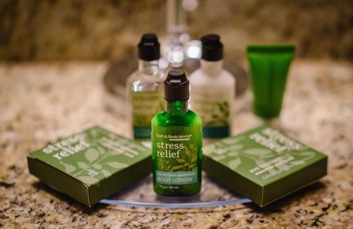 Kingston Hotel | Green Acres Inn