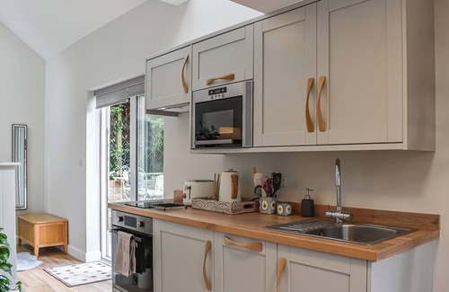 Brearton Cottage | Green Acres is a wonderful romantic Yorkshire retreat, perfect for couples.