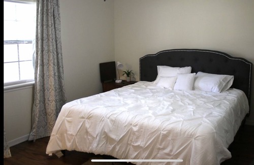 Hammond House | Green Acres Suites