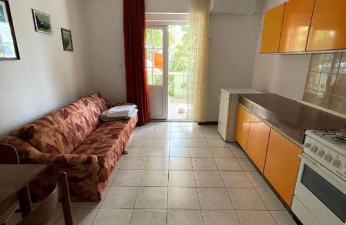 Stara Novalja Apartment | Green Apartment for 3