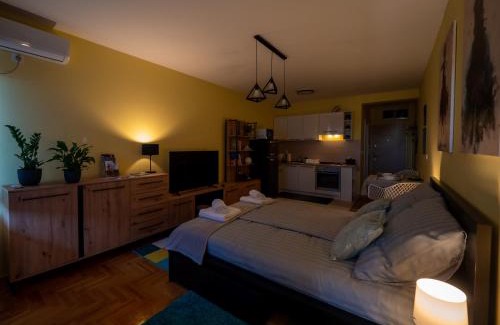 Subotica Apartment | Green Apple Apartment