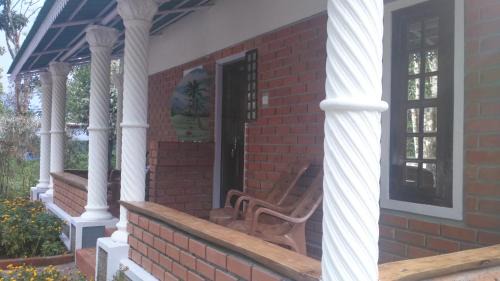 Chellarcovil Bed & Breakfast | Green Ark Resorts