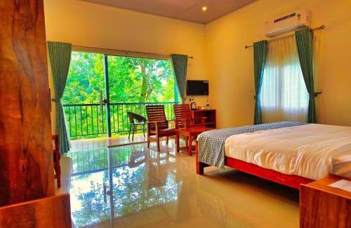 Sulthan Bathery Hotel | Green Aura By BOB