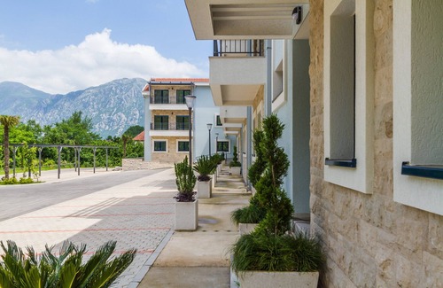 Donji Morinj Apartment | Green Bay Apartments Morinj - Three Bedroom Apartment