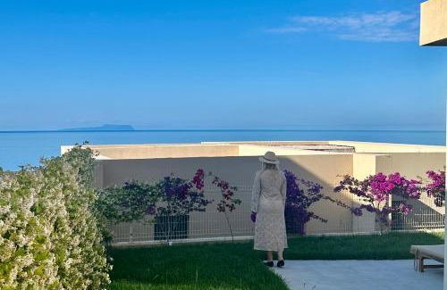 Jala Apartment | Green Coast Palase Sun Kissed Terrace Villa 110A