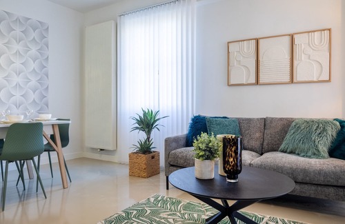 Agen House | Green Cocoon - Belle maison pour 8