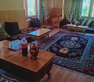 Ladakh House | Green collar home stay Chemday