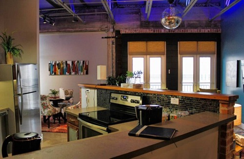 Brazos Apartment | Green Door Lofts-Bo Ho Loft Silos/Downtown