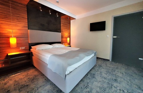 Raszyn Hotel | Green Garden Hotel