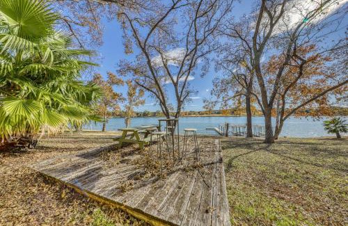 Kingsland House | Green Harbor Lake House