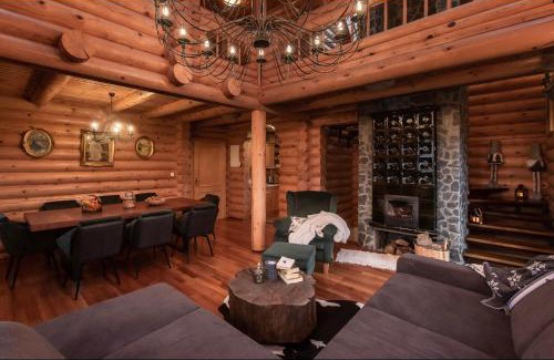 Ravna Gora Ski Chalet | Green Hill