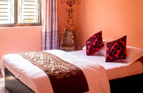 Bhaktapur Hotel | Green Hill Rest Camp