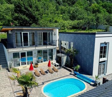 Calimanesti House | Green Hill Villa & SPA