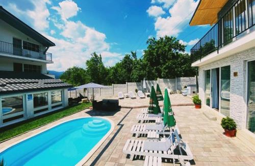 Calimanesti House | Green Hill Villa & SPA