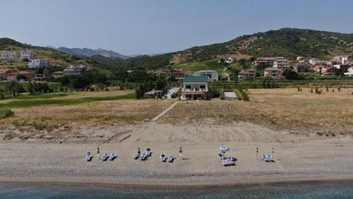 Marina di Mandatoriccio Villa | Green House Beach