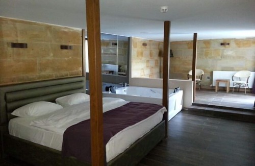 Cumhuriyet Mahallesi Hotel | Green House Garden Park