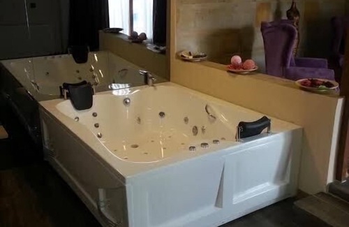 Cumhuriyet Mahallesi Hotel | Green House Garden Park