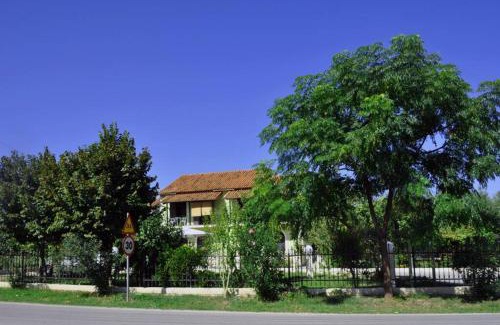 Sfakera Apartment | Green House!