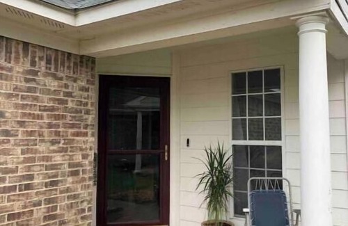 Southaven House | Green house