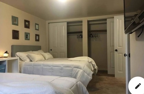 Green Lake Condo | Green Lake 2 bedroom cozy condo.