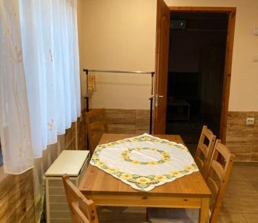Vecses Apartment | Green Lake Airport Apartments
