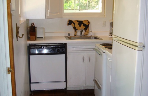 Markesan Cottage | Green Lake, WI. Little House. Handsome Private Vacation Cottage